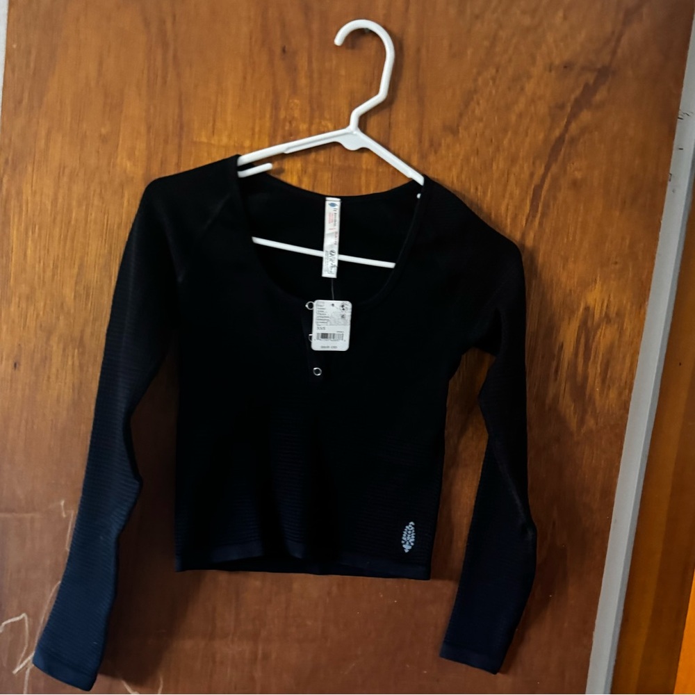 FP Movement NWT Bail Out Long Sleeve Layer cut out back XS/S